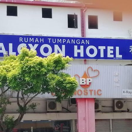 Halcyon Hotel Malacca Exterior photo