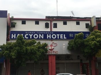 Halcyon Hotel Malacca Exterior photo